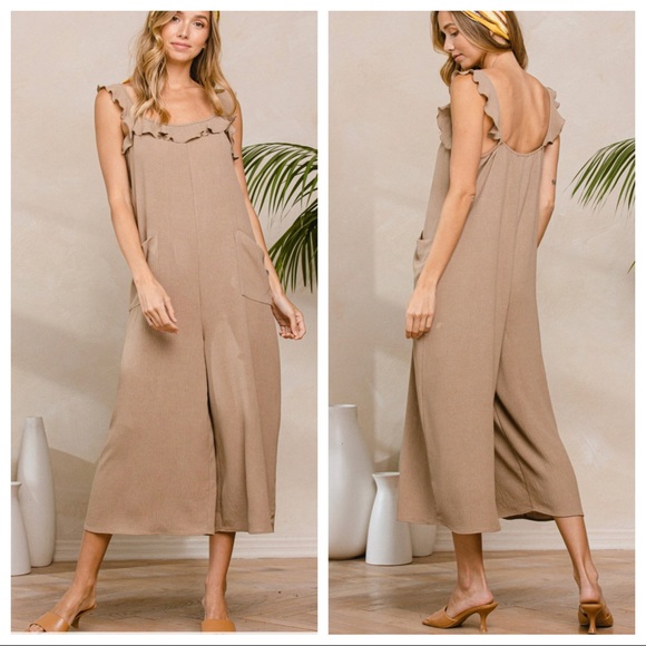 ✨LAST✨Fabulous and Stylish Boho Sleeveless Romper Jumpsuit with ruffle detail - Picture 3 of 5